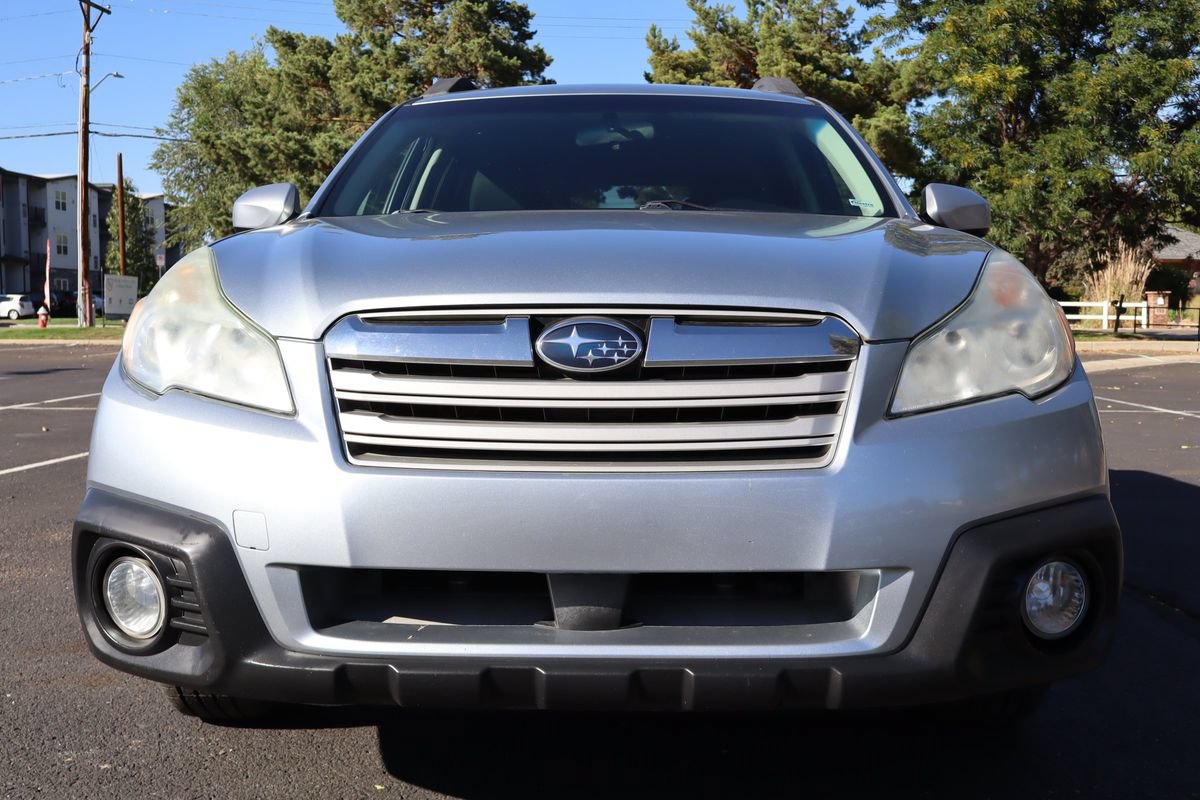 Used 2013 Subaru Outback 2.5i Premium AWD/4WD image 13