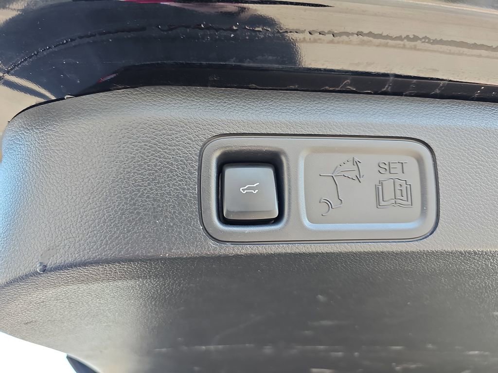 Used 2024 Ford Expedition Max Limited image 18