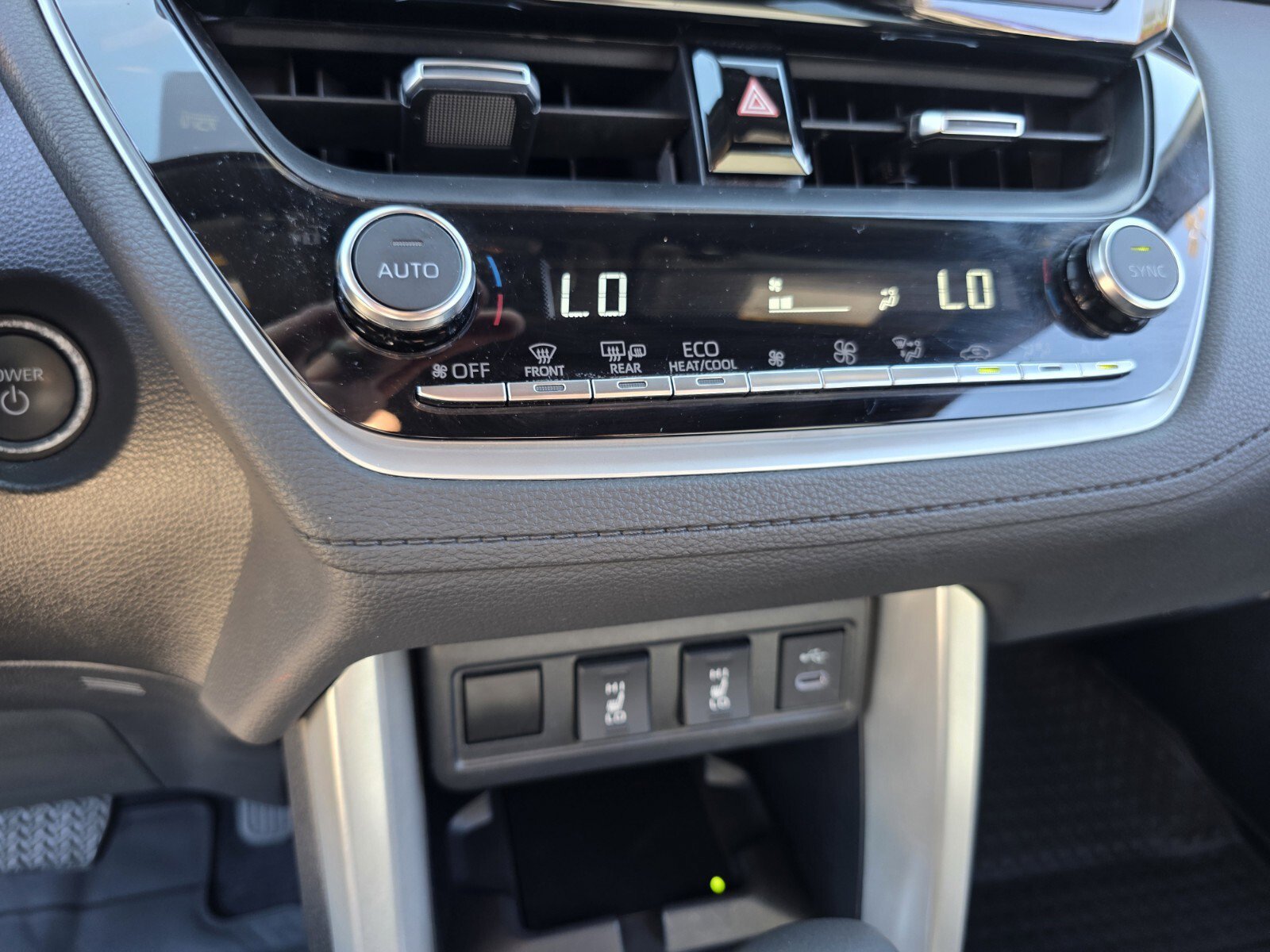 Used 2024 Toyota Corolla Cross S w/ Convenience Package AWD/4WD image 20