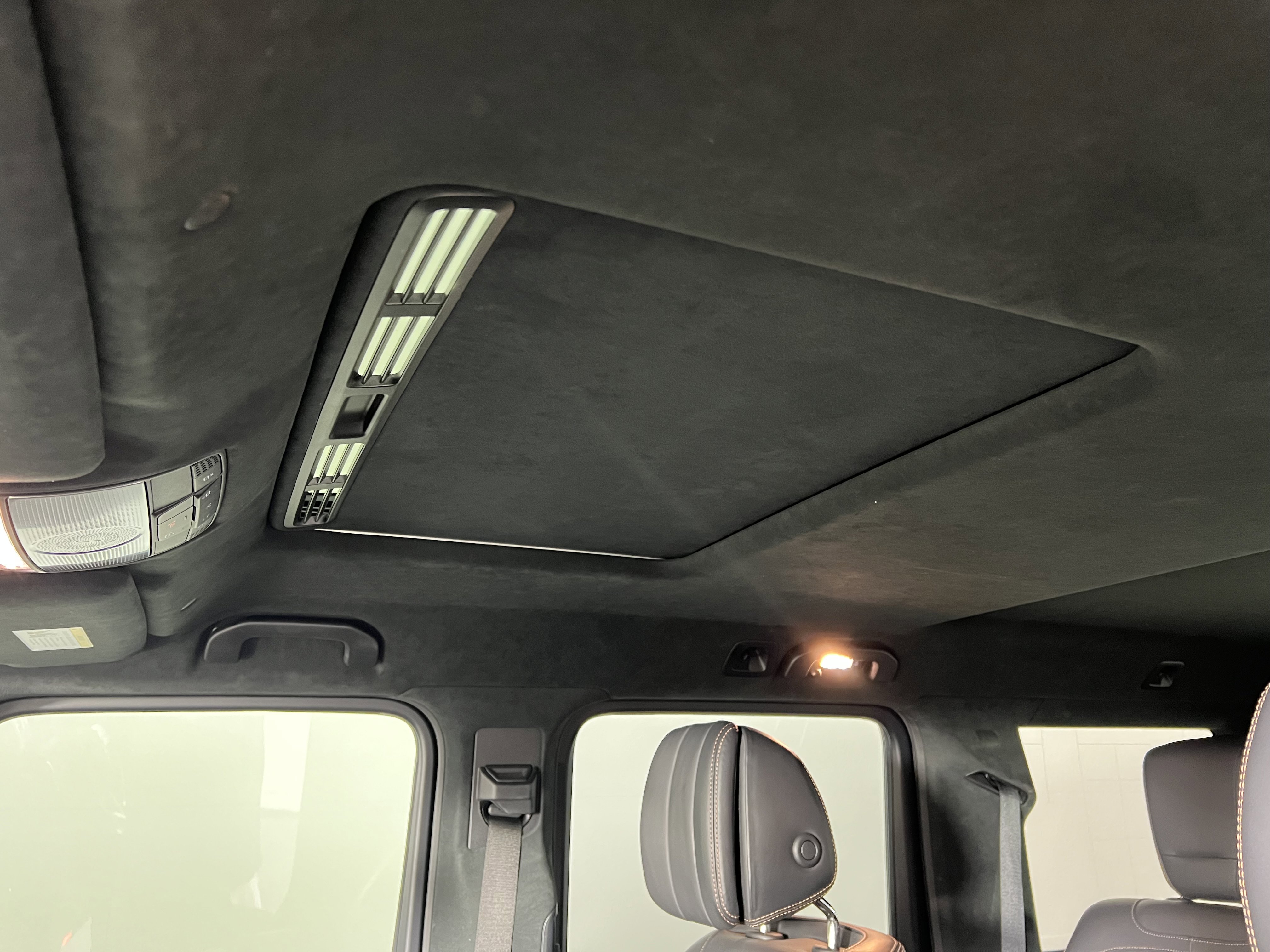 Certified 2021 Mercedes-Benz G 63 AMG 4MATIC image 19