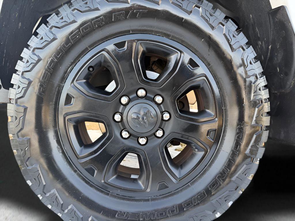 Used 2018 RAM 3500 Big Horn w/ Sport Appearance Group image 11