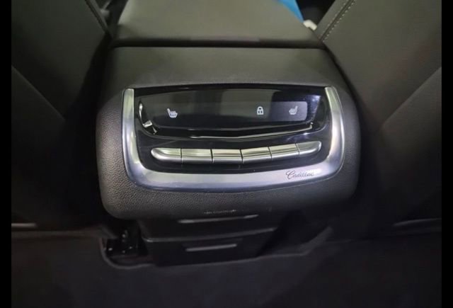 Certified 2025 Cadillac XT6 Premium Luxury image 38