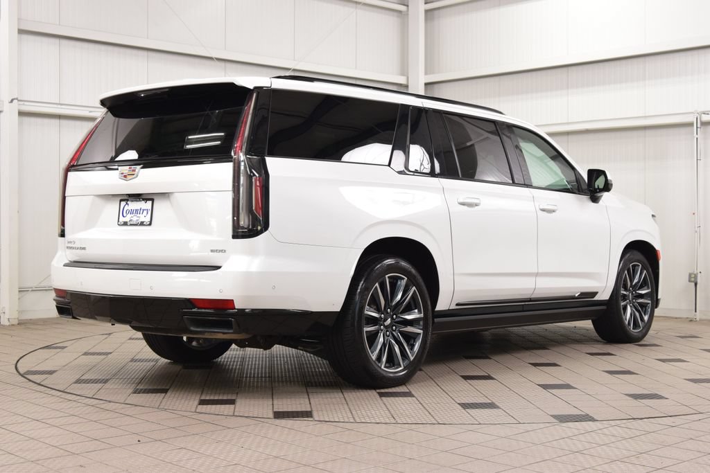 Used 2023 Cadillac Escalade ESV Sport Platinum AWD/4WD image 8