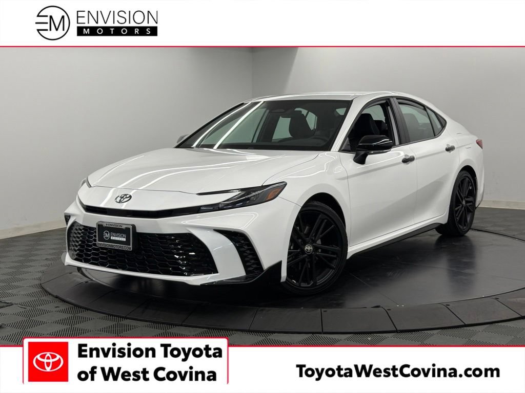 Used 2026 Toyota Camry Hybrid w/ Convenience Package