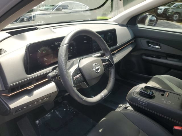 Used 2024 Nissan Ariya AWD image 13