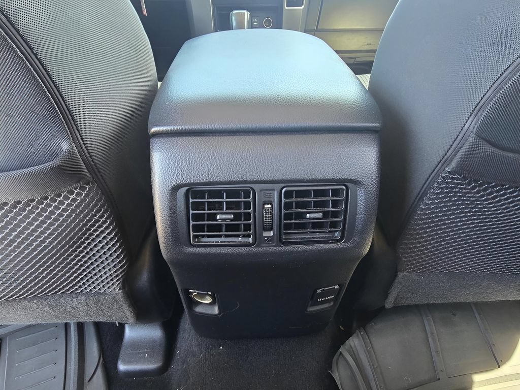 Used 2014 Toyota 4Runner SR5 AWD/4WD image 10