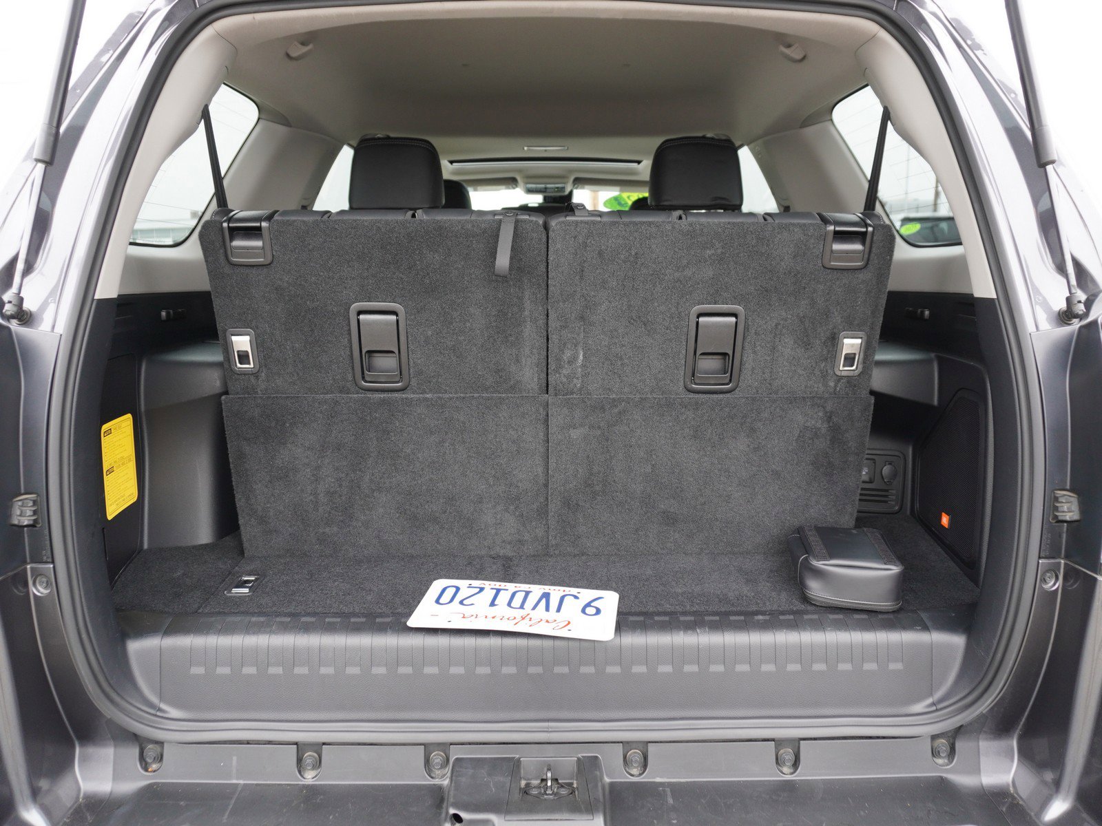 Used 2023 Toyota 4Runner Limited image 11