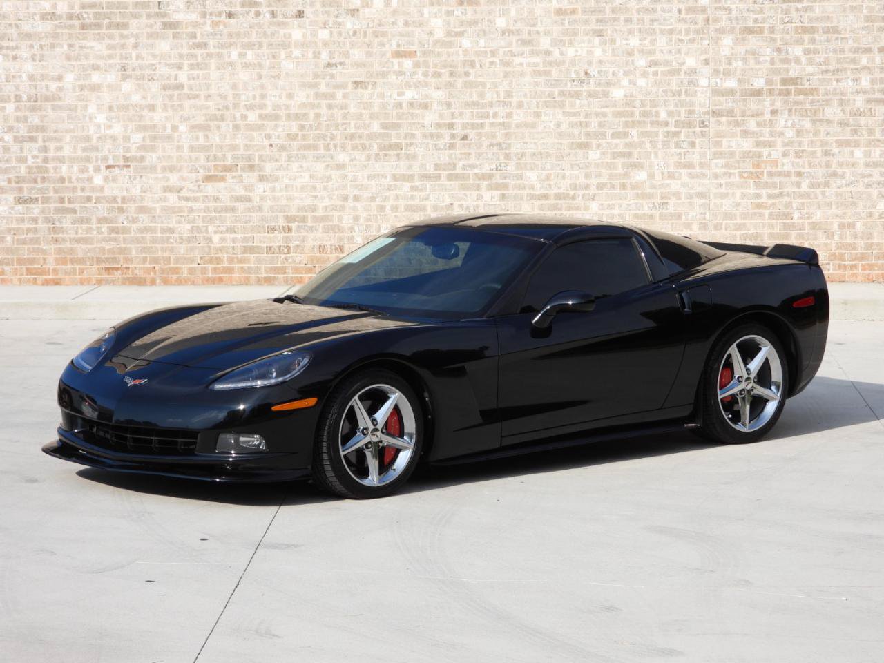 Used 2011 Chevrolet Corvette w/ 3LT w/ Preferred Equipment Group RWD image 32
