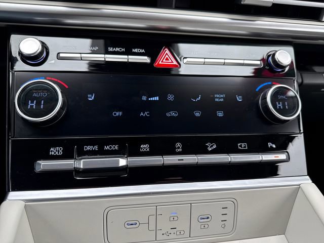 Used 2025 Hyundai Santa Fe SEL AWD/4WD image 36