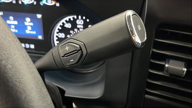 Used 2024 Ford F250 XL w/ 360-Degree Camera Package AWD/4WD image 19