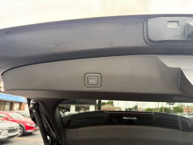 Certified 2024 Buick Encore GX Avenir w/ Avenir Technology Package AWD/4WD image 17