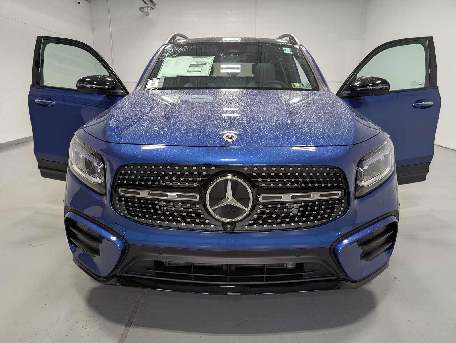 New 2026 Mercedes-Benz GLB 250 4MATIC image 13