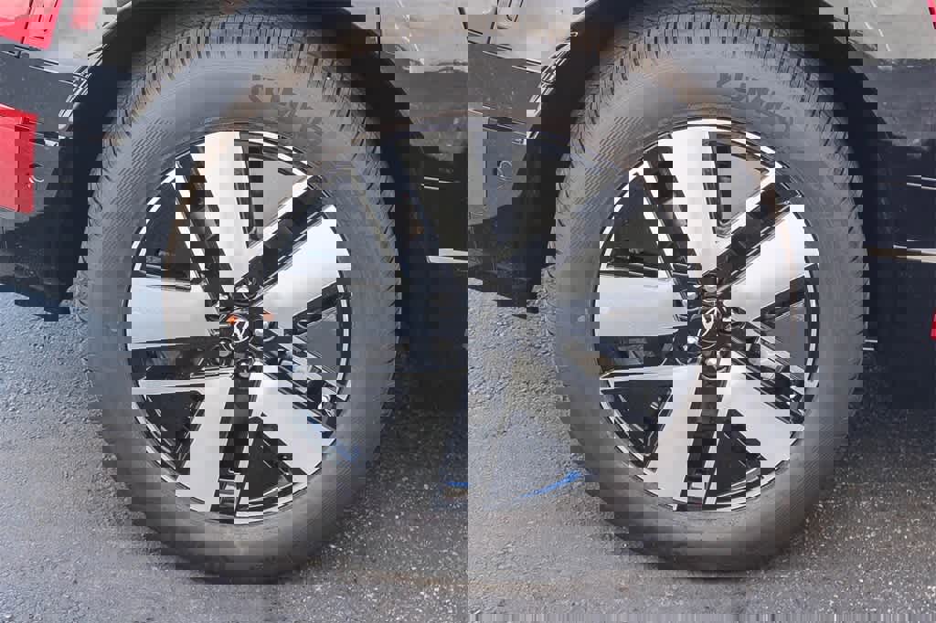 New 2026 Hyundai Ioniq 9 SEL image 8