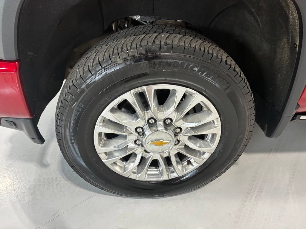 Used 2023 Chevrolet Silverado 3500 High Country AWD/4WD image 12