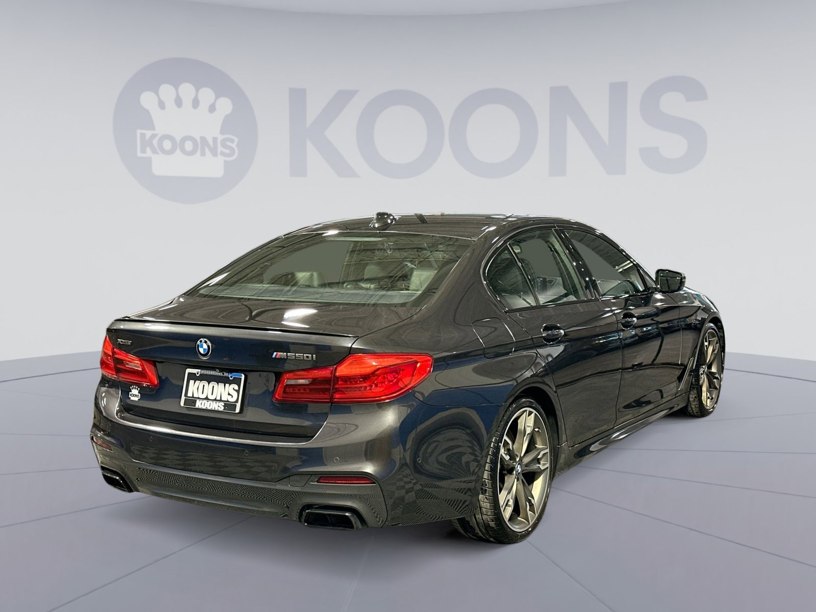 Used 2020 BMW M550i xDrive image 7