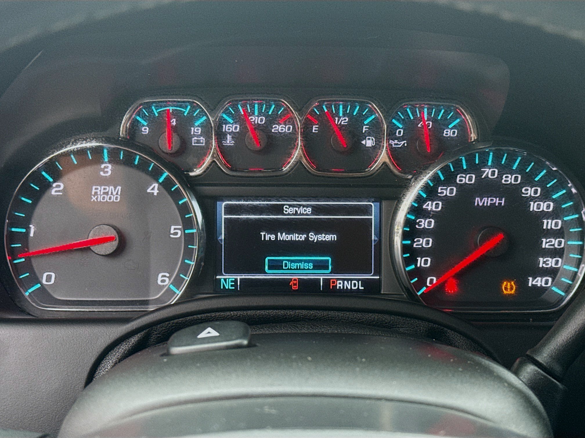 Used 2020 Chevrolet Suburban LT w/ Luxury Package RWD image 11
