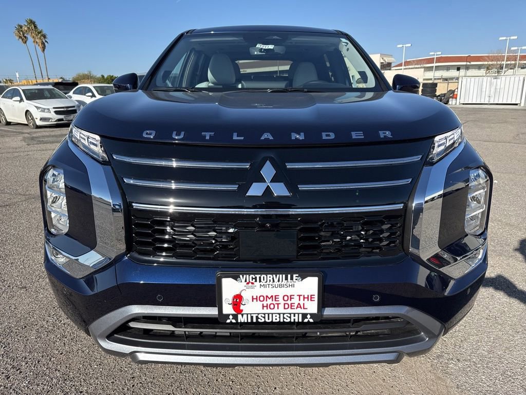 New 2026 Mitsubishi Outlander SE FWD image 2