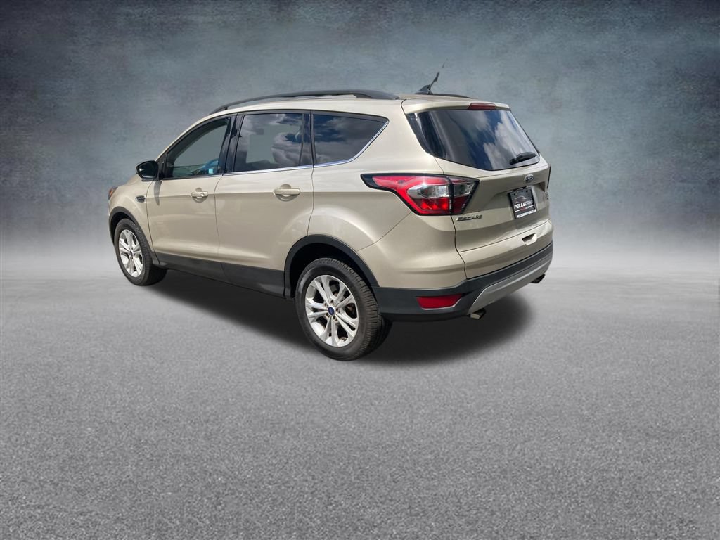 Used 2018 Ford Escape SEL AWD/4WD image 3