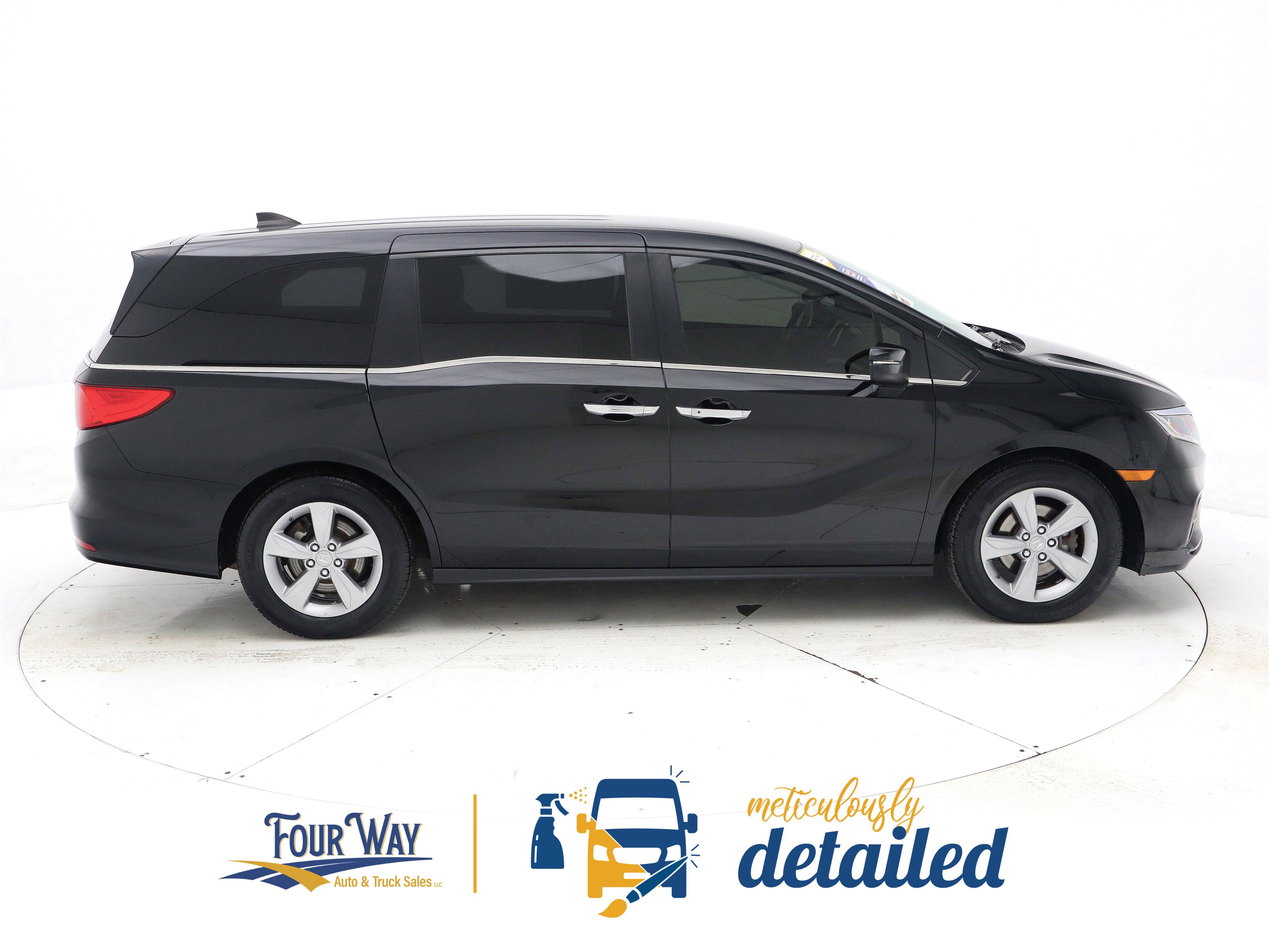 Used 2019 Honda Odyssey EX image 2