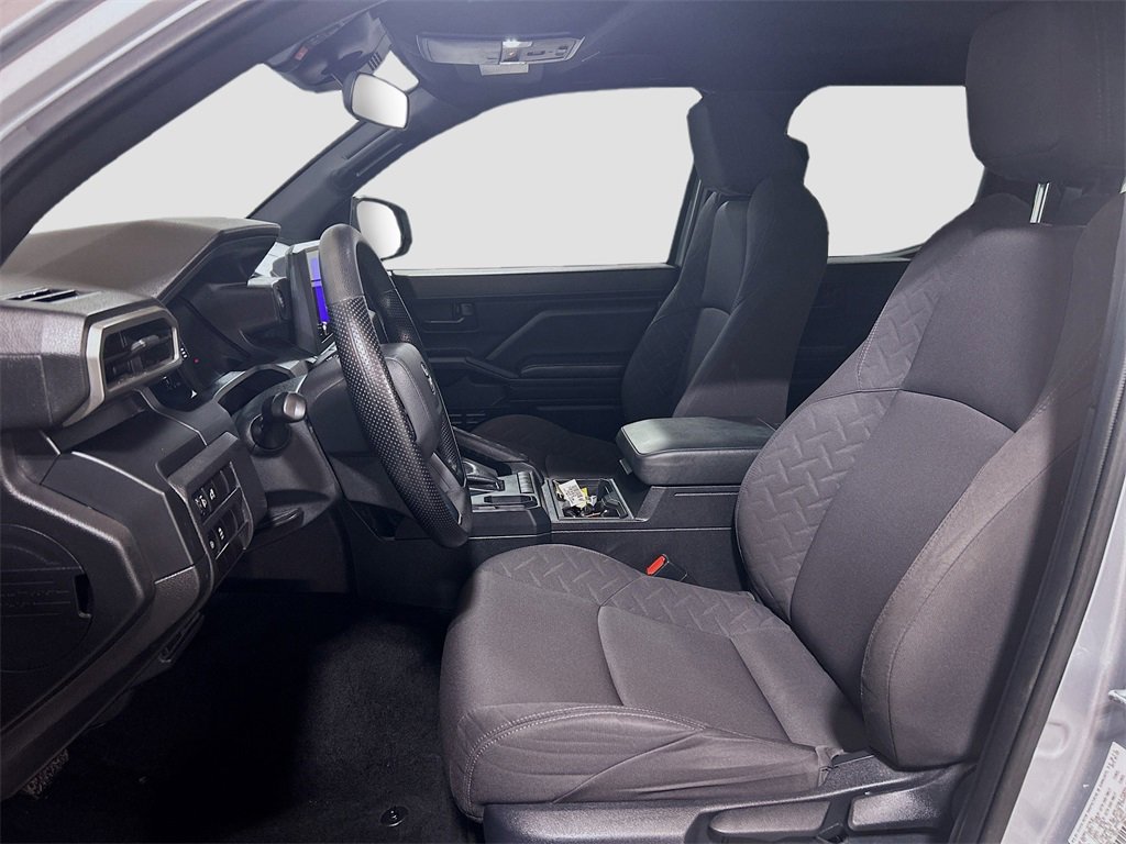 Used 2025 Toyota Tacoma SR image 17