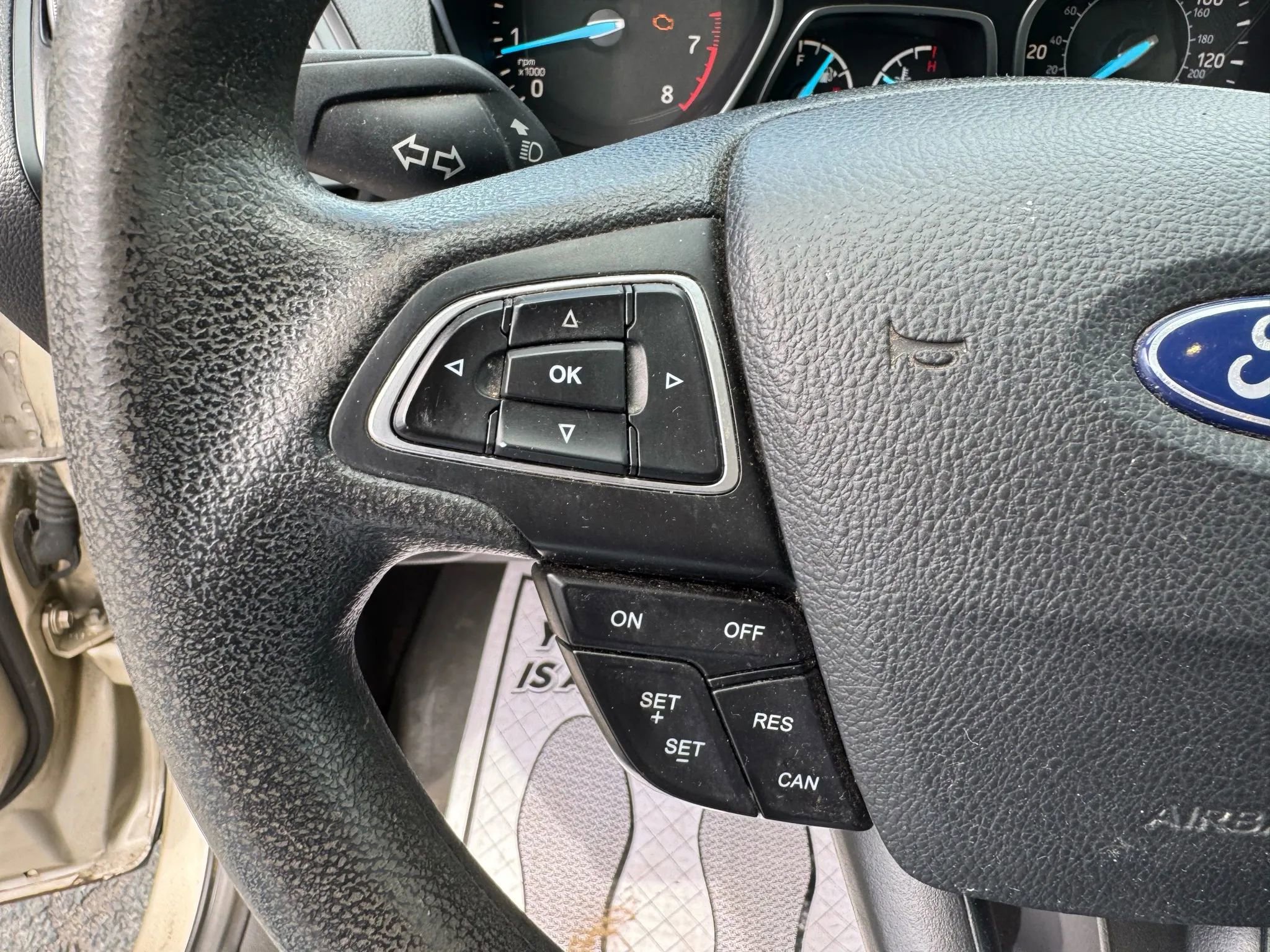 Used 2018 Ford Escape SE image 16