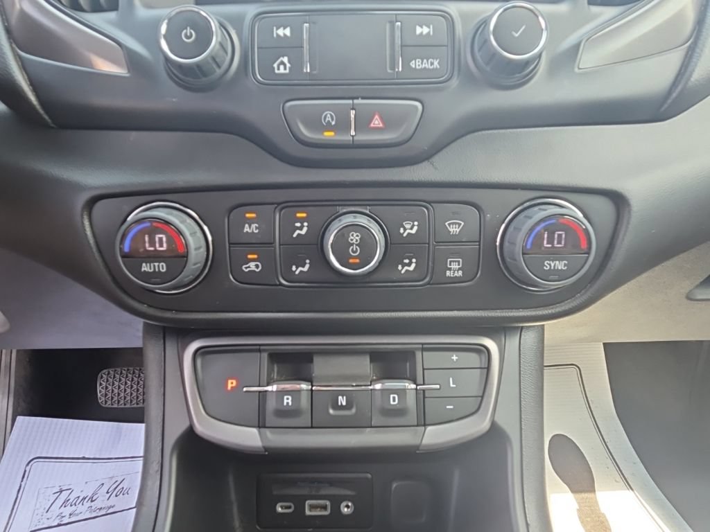 Used 2023 GMC Terrain AT4 w/ Tech Package AWD/4WD image 40