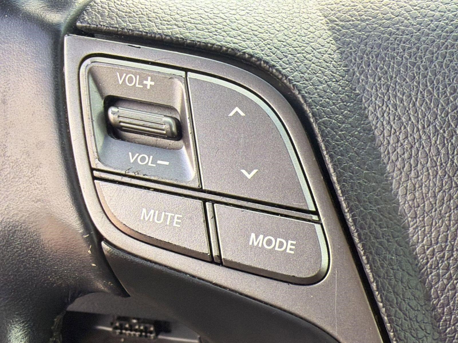 Used 2018 Hyundai Santa Fe SE w/ SE Premium Package 02 image 15