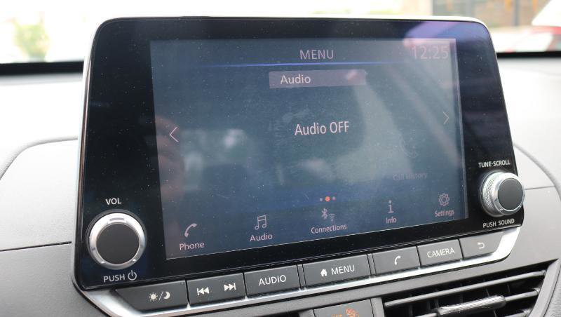 Used 2020 Nissan Altima 2.5 S FWD image 12