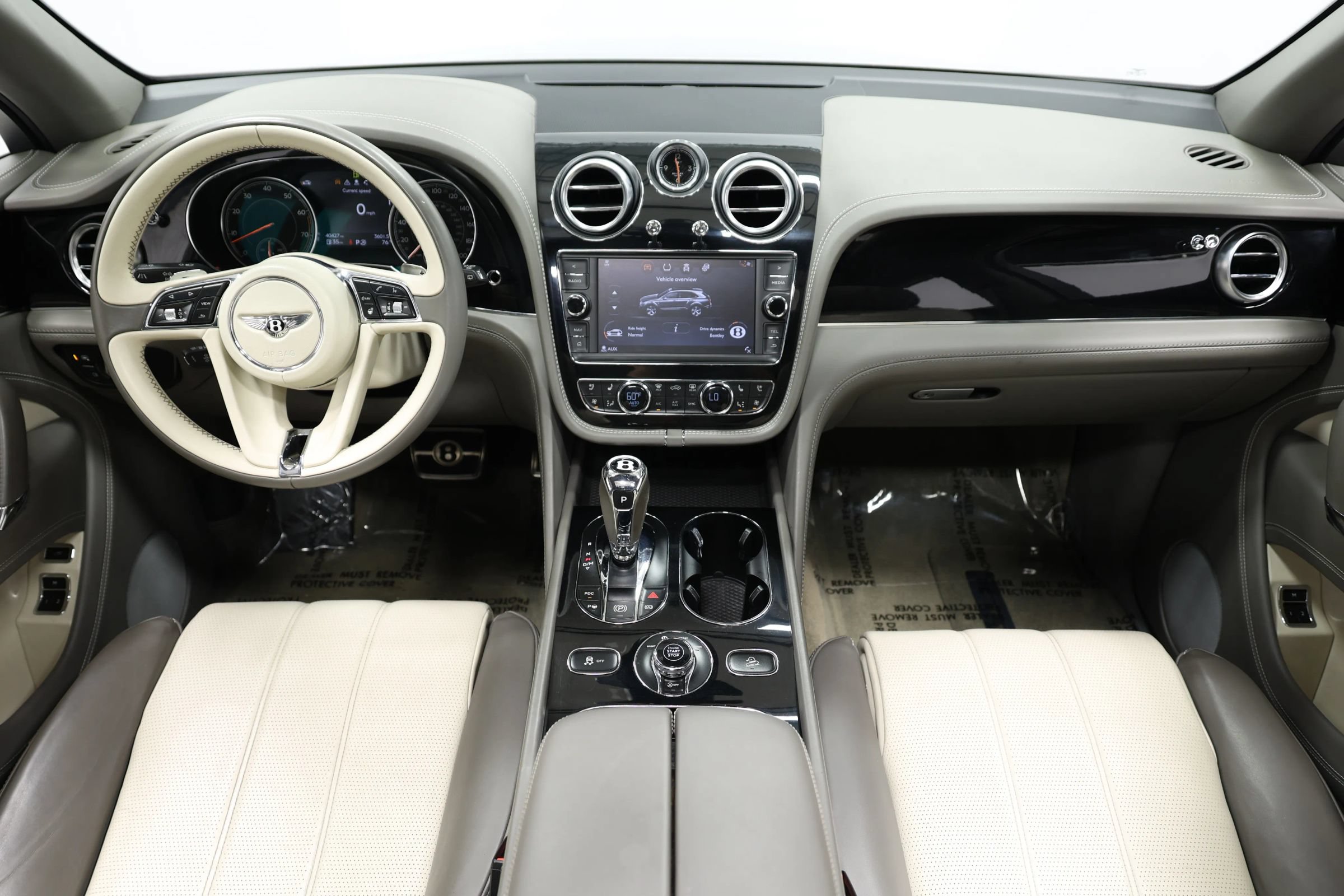 Used 2018 Bentley Bentayga Onyx Edition AWD/4WD image 54