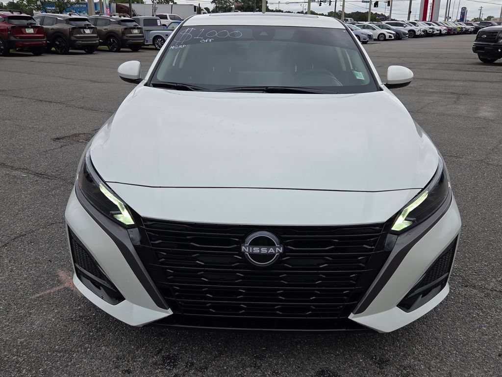 New 2026 Nissan Altima 2.5 SV FWD image 16