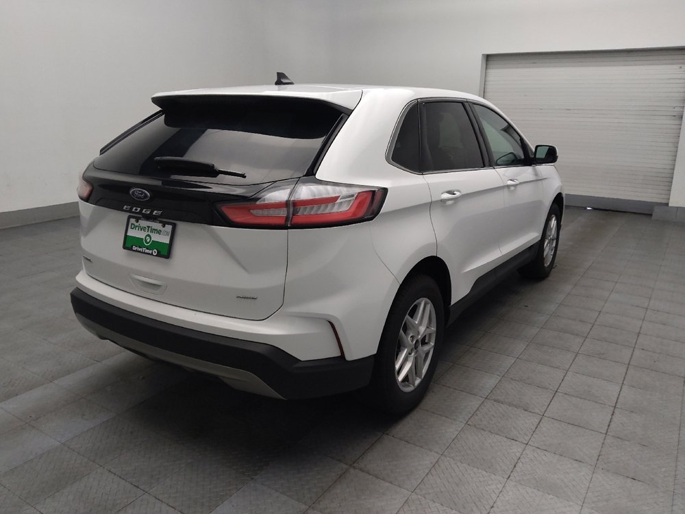 Used 2024 Ford Edge SEL image 9