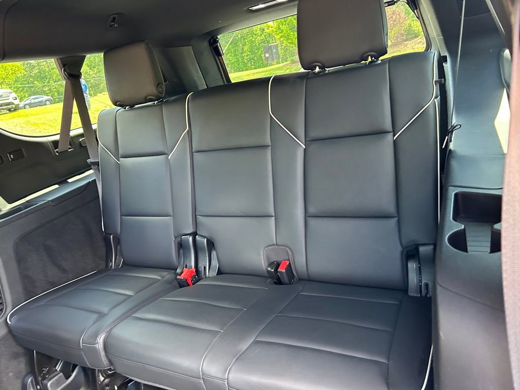 Used 2023 Cadillac Escalade ESV Premium Luxury AWD/4WD image 44