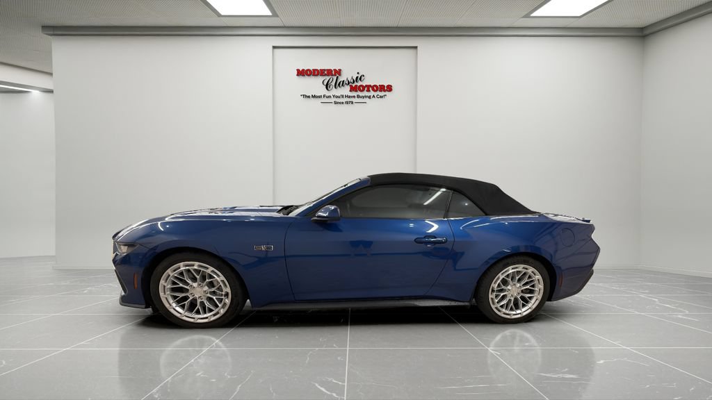 Used 2024 Ford Mustang GT Premium RWD image 2
