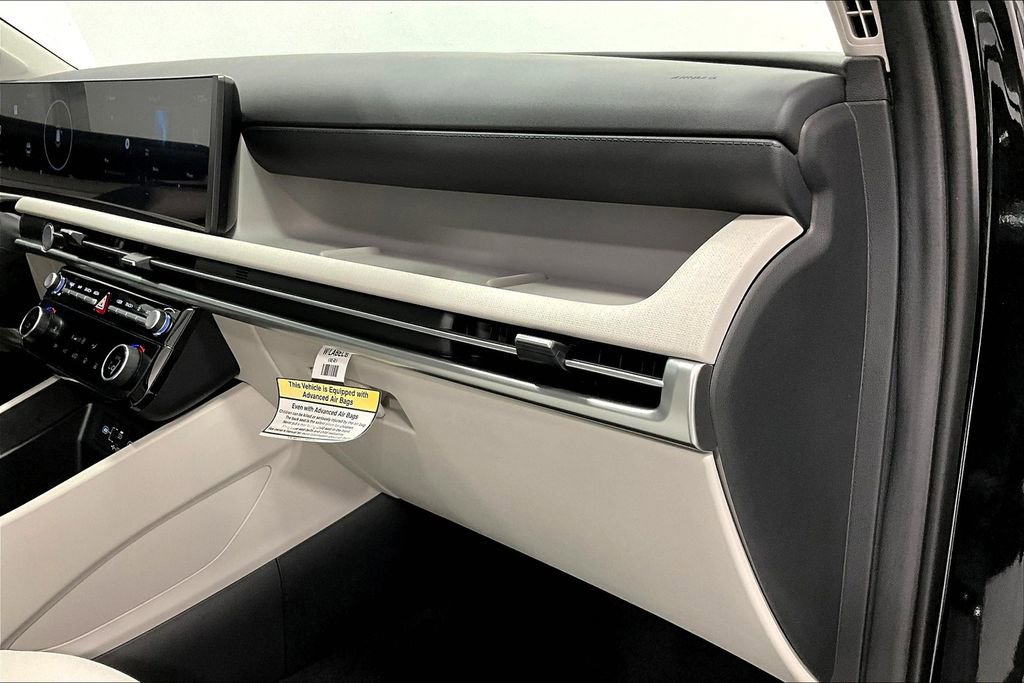 Used 2025 Hyundai Tucson SEL FWD image 19