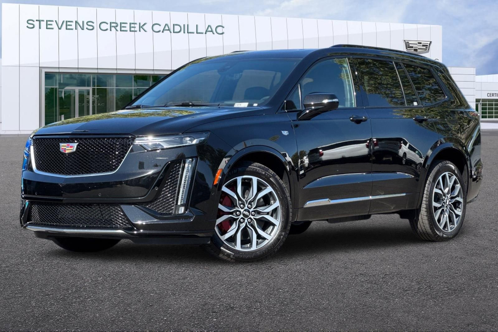 Certified 2025 Cadillac XT6 Sport w/ Technology Package image 7