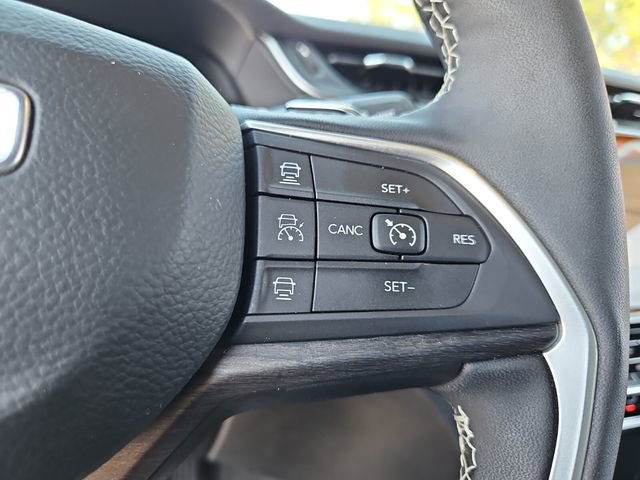 Used 2025 Jeep Grand Cherokee Limited image 26