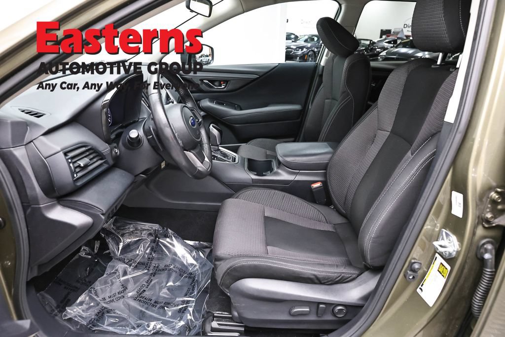 Used 2024 Subaru Outback Premium AWD/4WD image 14