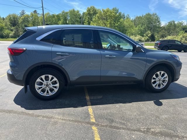 Used 2023 Ford Escape Active AWD/4WD image 7