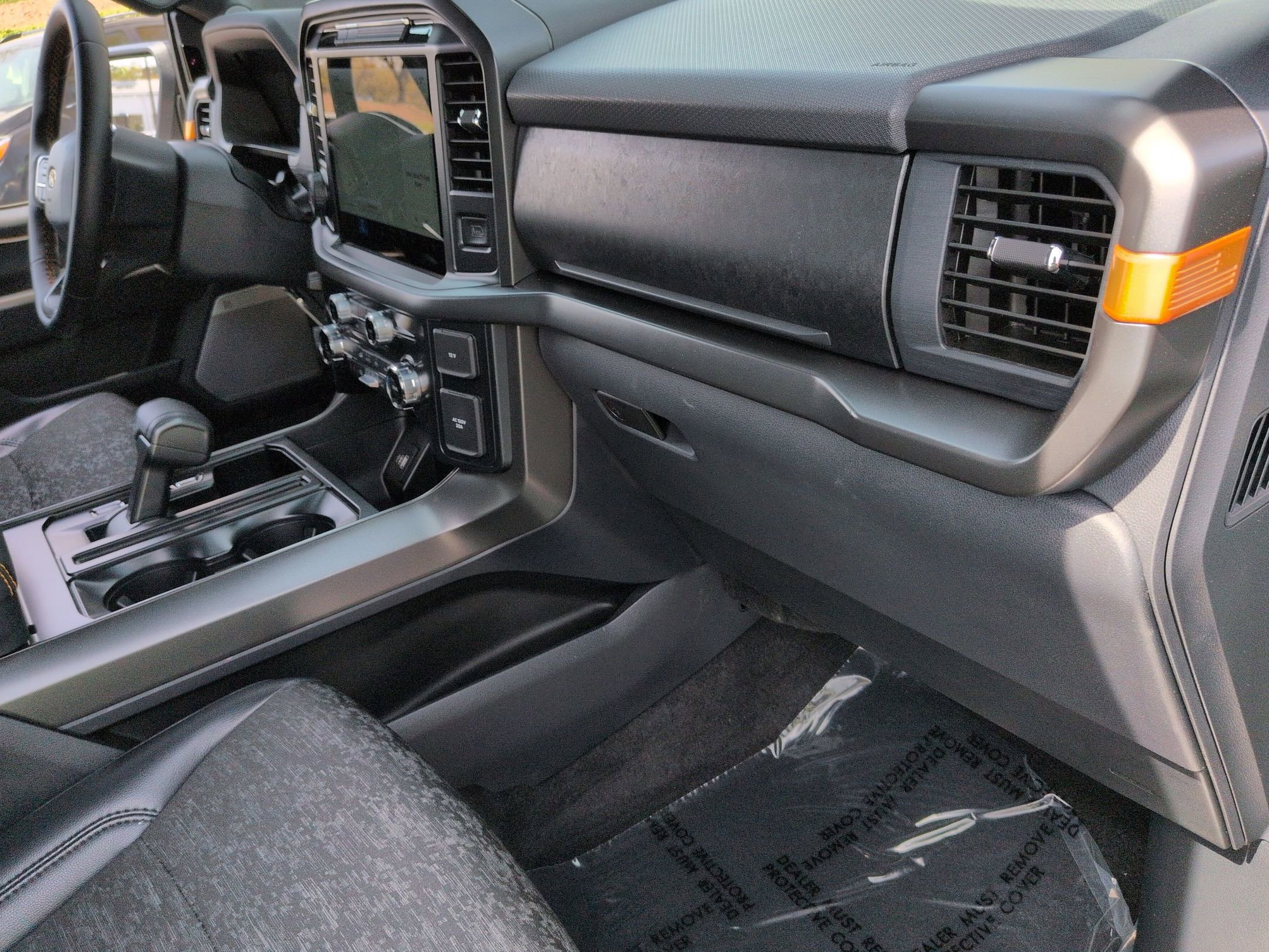 Used 2025 Ford F150 Tremor w/ Tow/Haul Package image 39