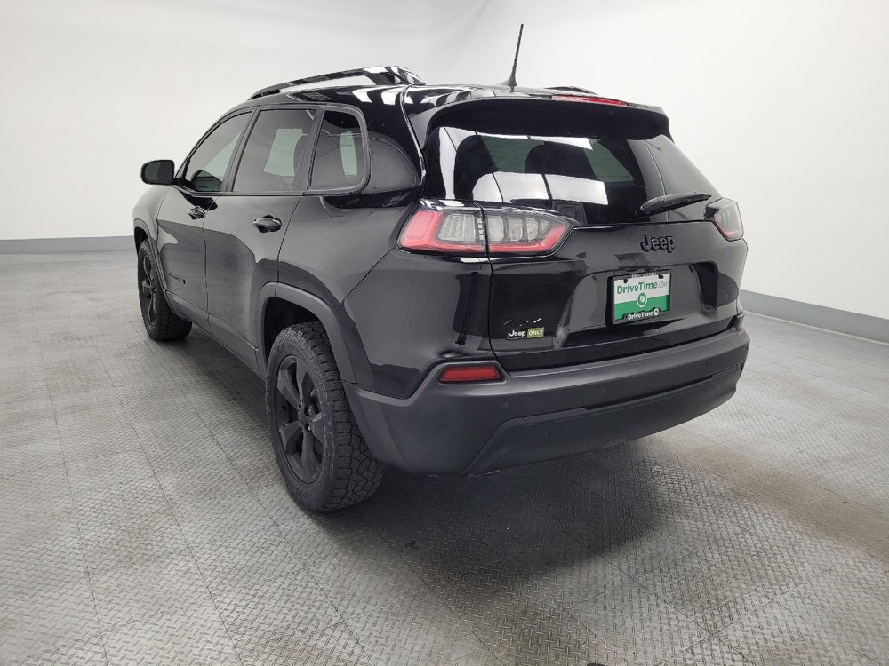 Used 2020 Jeep Cherokee Latitude Plus AWD/4WD image 5