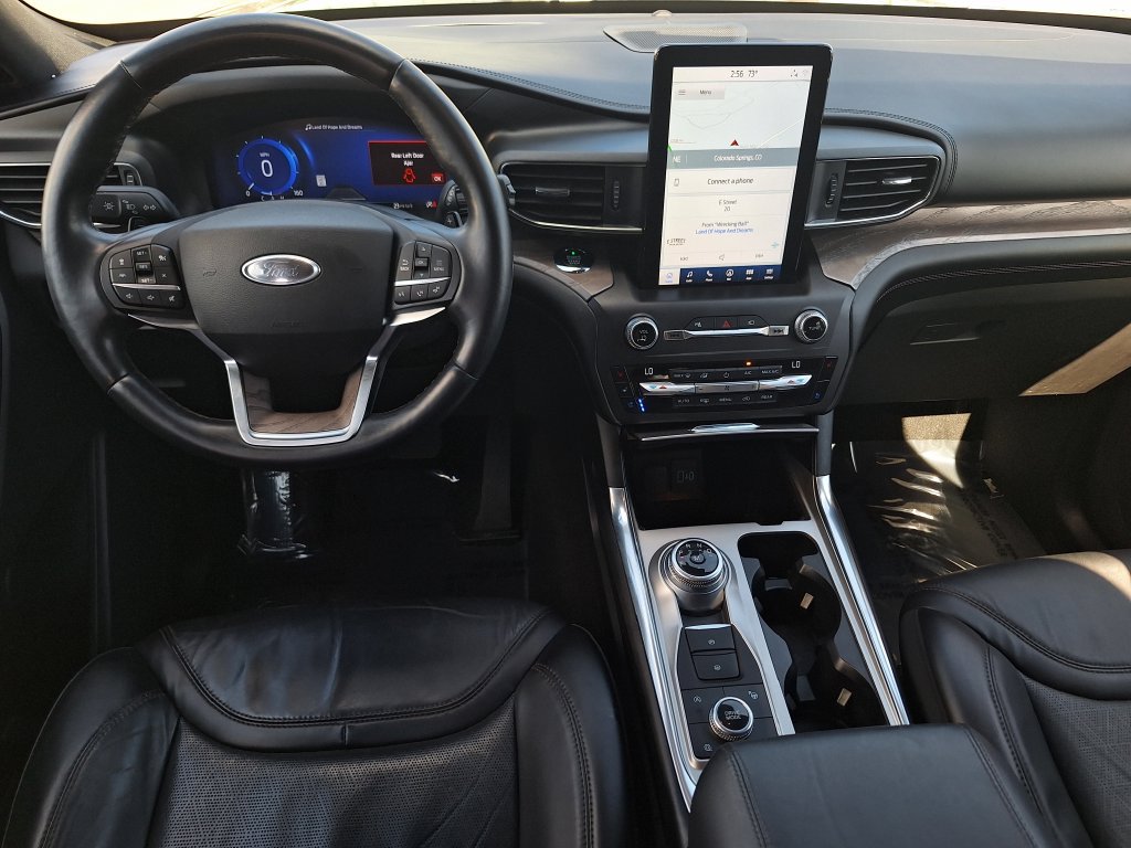 Used 2020 Ford Explorer Platinum w/ Premium Technology Package AWD/4WD image 16