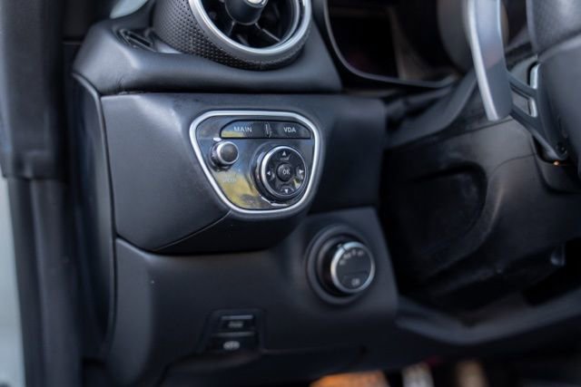 Used 2016 Ferrari California T RWD image 47