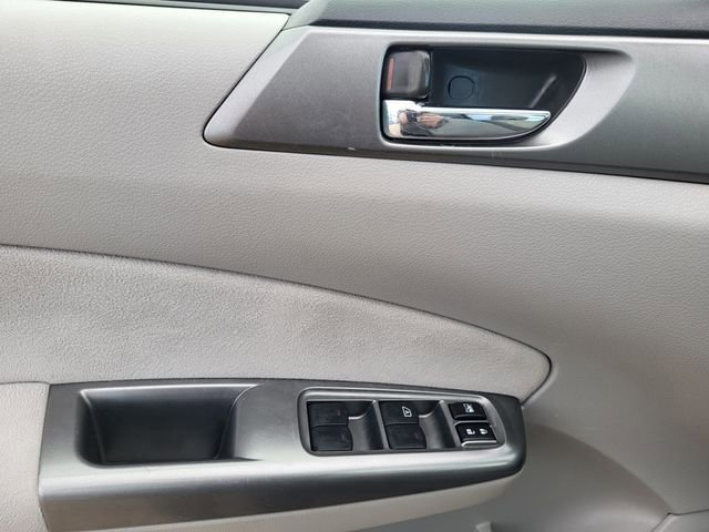 Used 2012 Subaru Forester 2.5X Limited image 13
