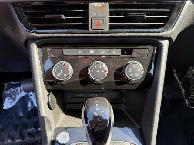 Used 2024 Volkswagen Taos S FWD image 19