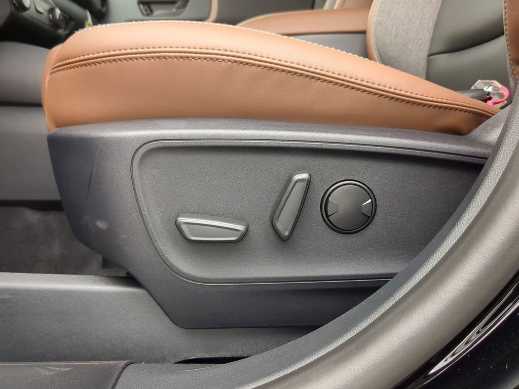 Used 2024 Ford Bronco Sport Outer Banks w/ Tech Package AWD/4WD image 24