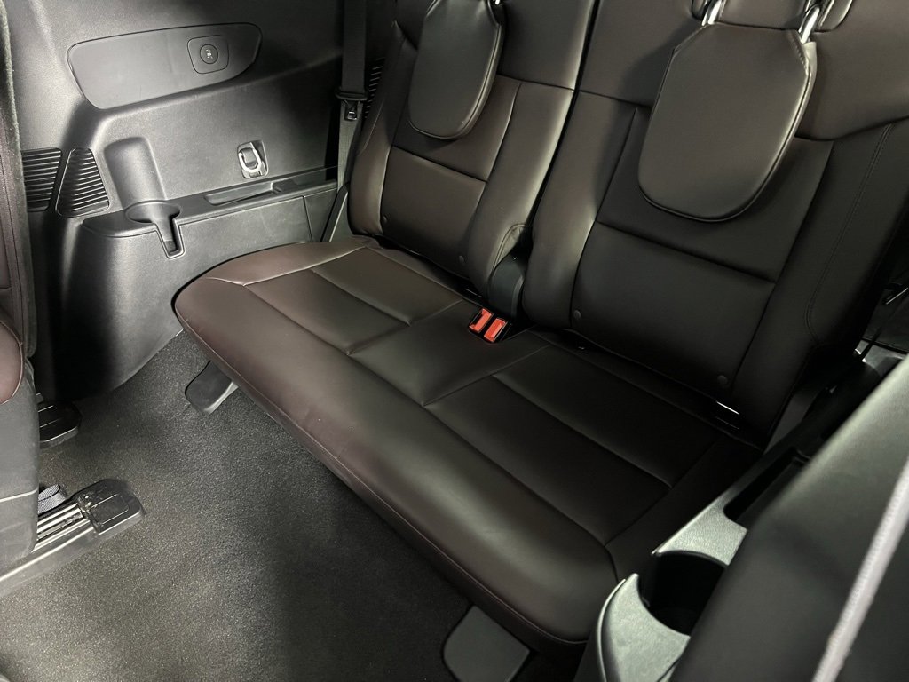 Used 2025 Ford Explorer Platinum w/ LUX Leather Package image 29