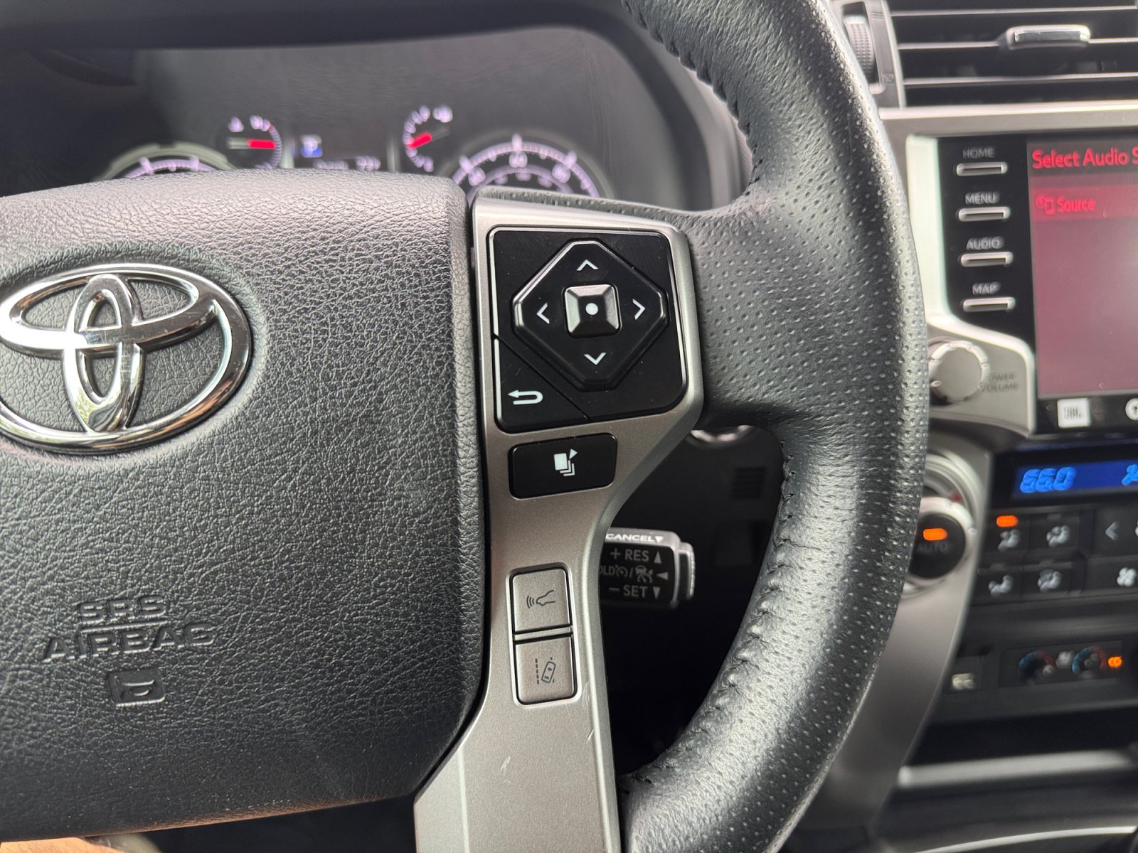 Used 2021 Toyota 4Runner Limited AWD/4WD image 27