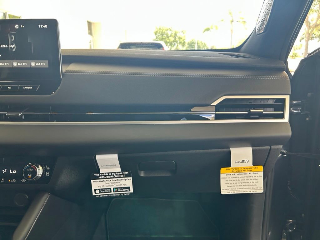 New 2026 Mitsubishi Outlander 4WD Plug-In Hybrid image 26