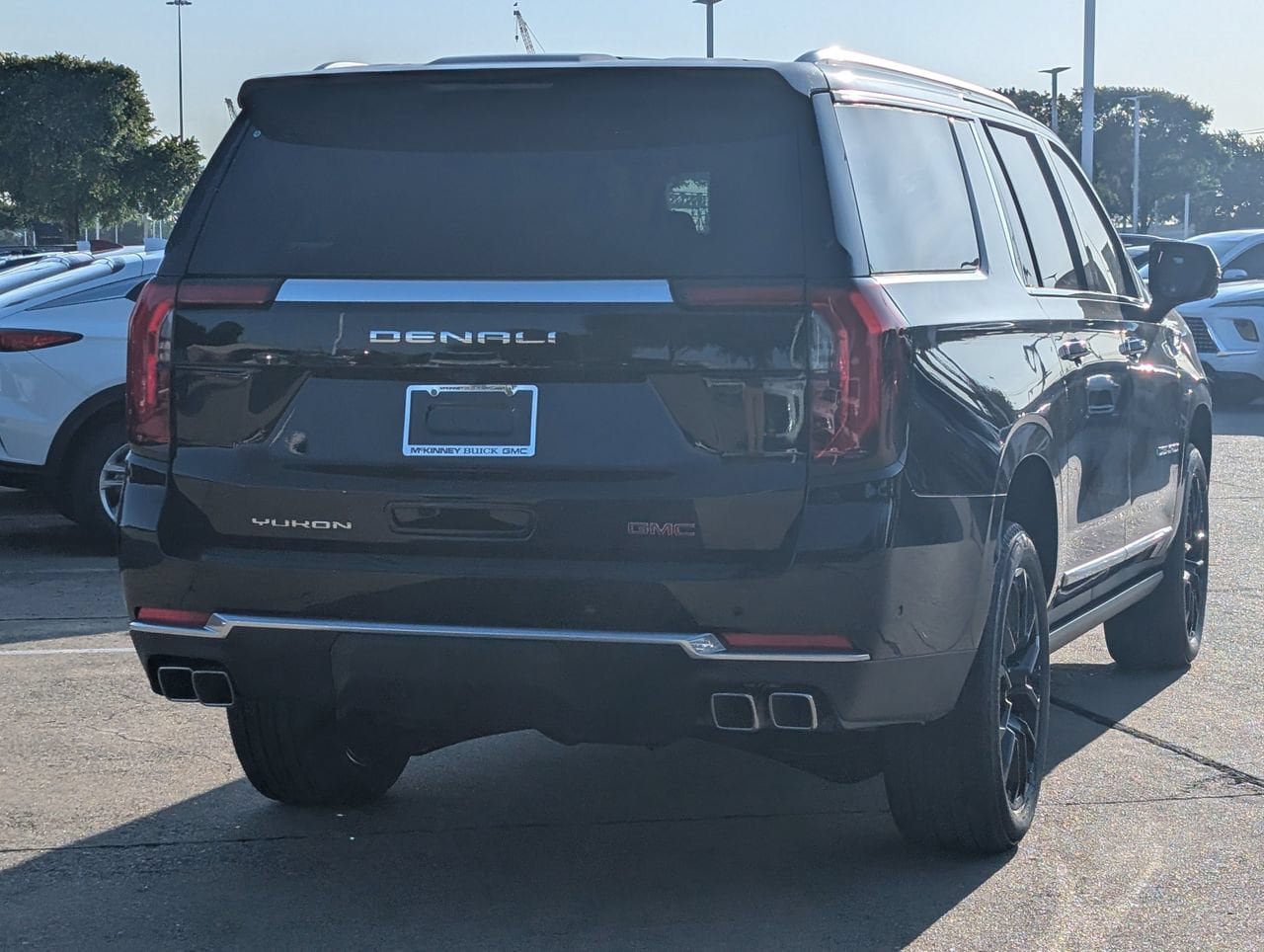 New 2026 GMC Yukon XL Denali w/ Sun & Power Step Package RWD image 4
