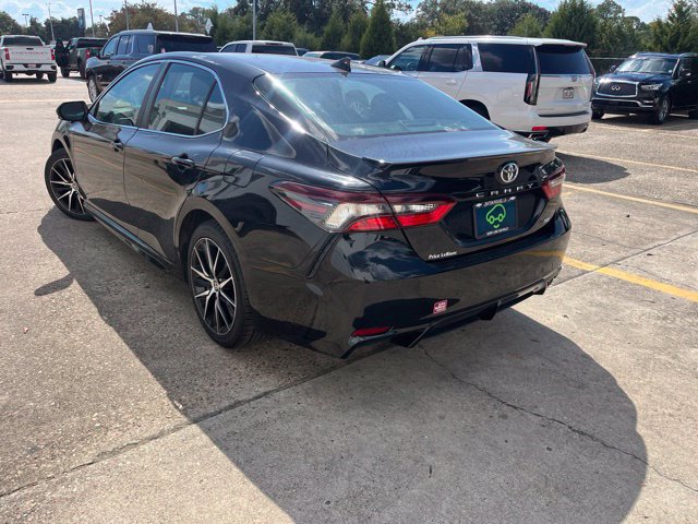 Used 2024 Toyota Camry SE FWD image 6